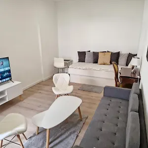 https://apartment-nr08.stuttgart-hotel.com